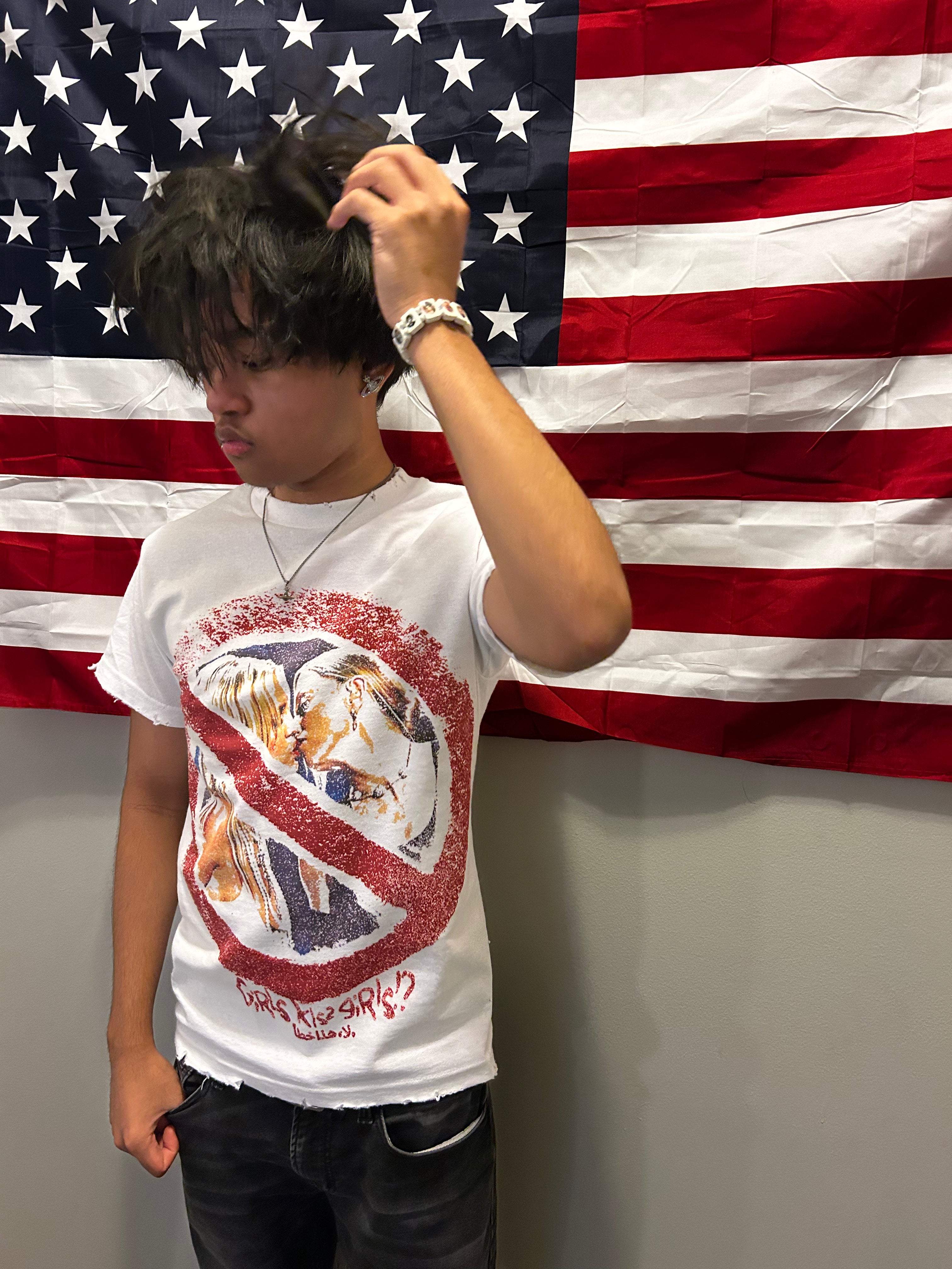 Girls Kiss Girls Tee